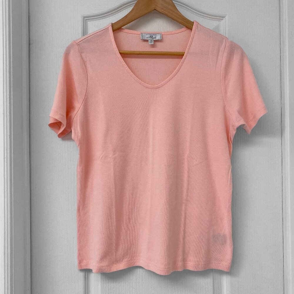 Mat 100% Cotton Peach V-Neck Tee | Large